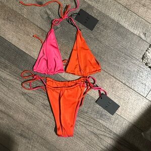 Sie tropical two-tone bikini size XS nwt